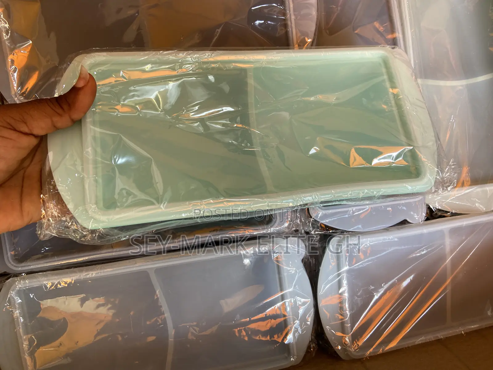 Silicone Soup/Stew Freezer Tray With Cover