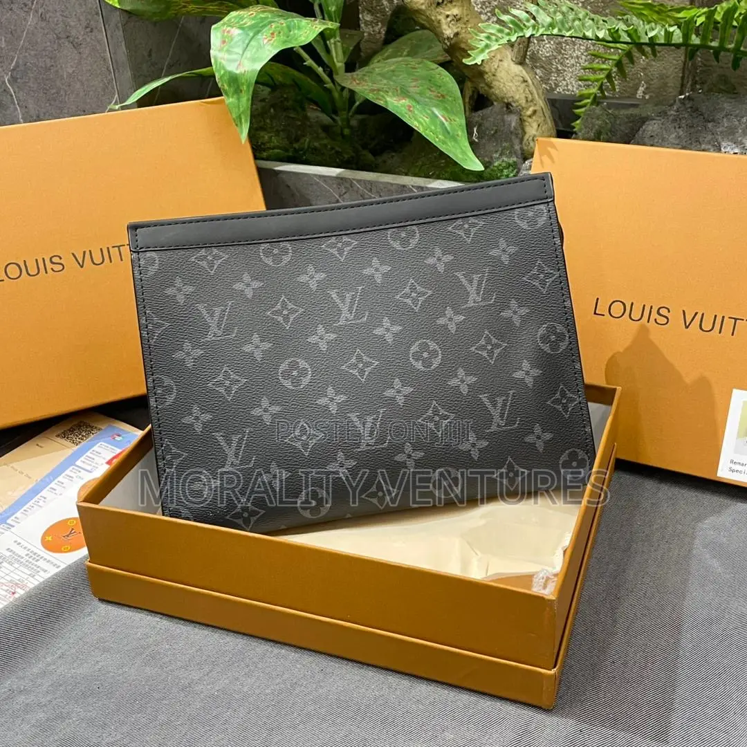 Louis Vuitton Pochette Voyage Mm Pouch Bags