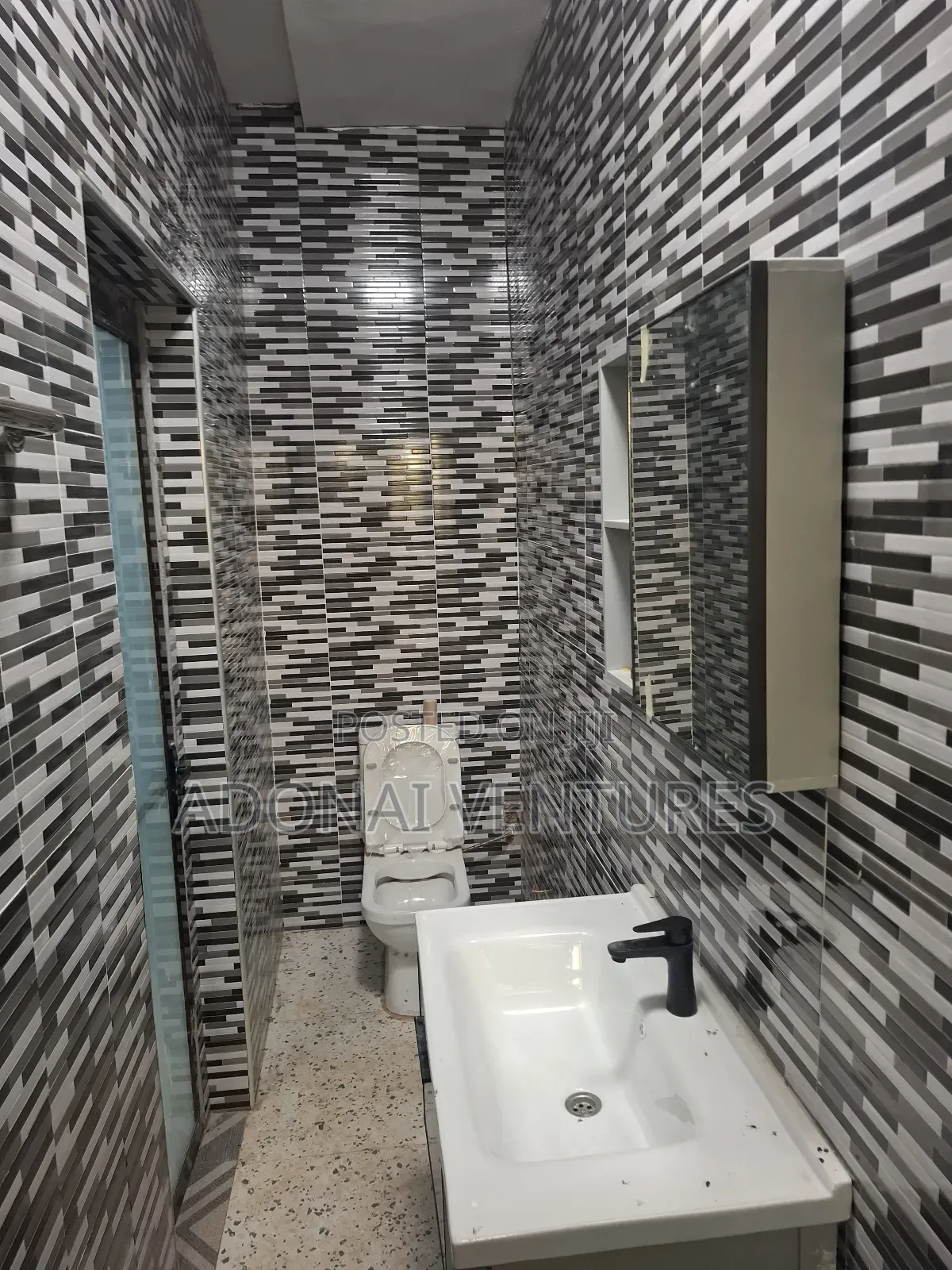 4bdrm House in Sokoban Kwamonma, Kumasi Metropolitan for rent