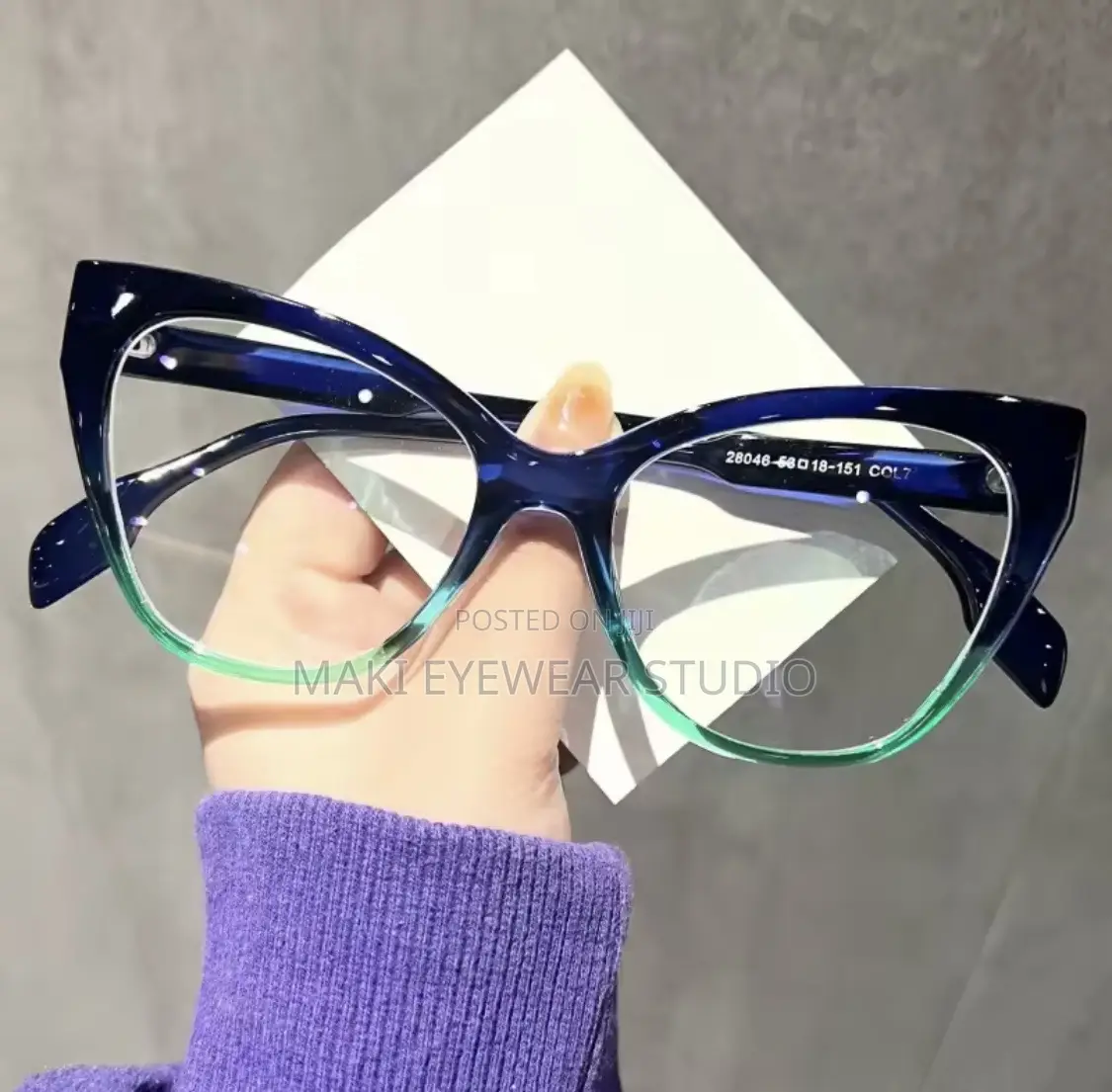 Elevating Cat Eye Frame Anti Blue Light Glasses