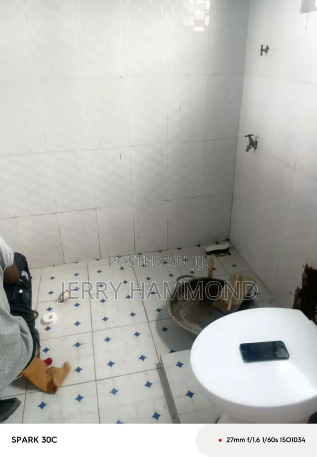 2bdrm Apartment in Teshie Malic, New Town for rent