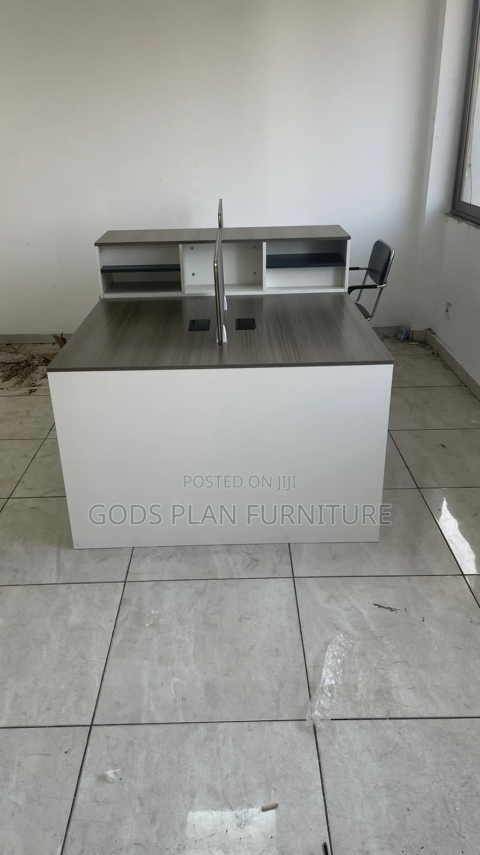 4 Seater Workstation