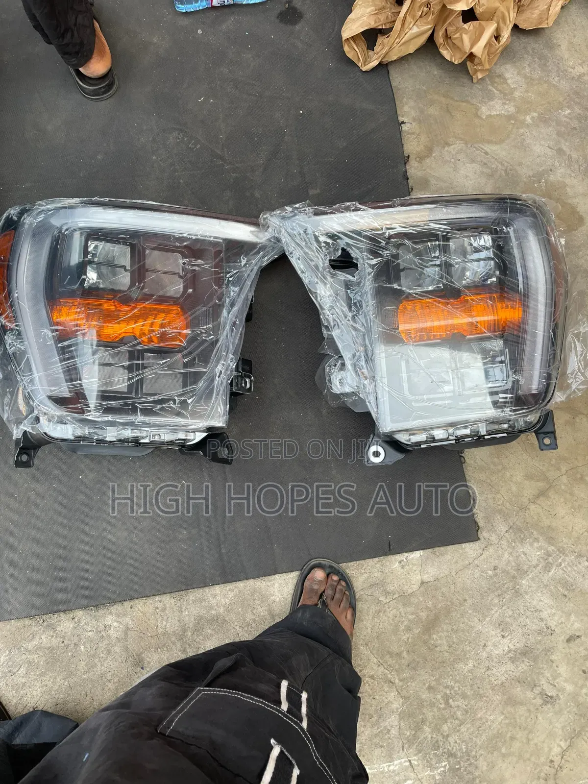 Ford F150 2023 Headlights