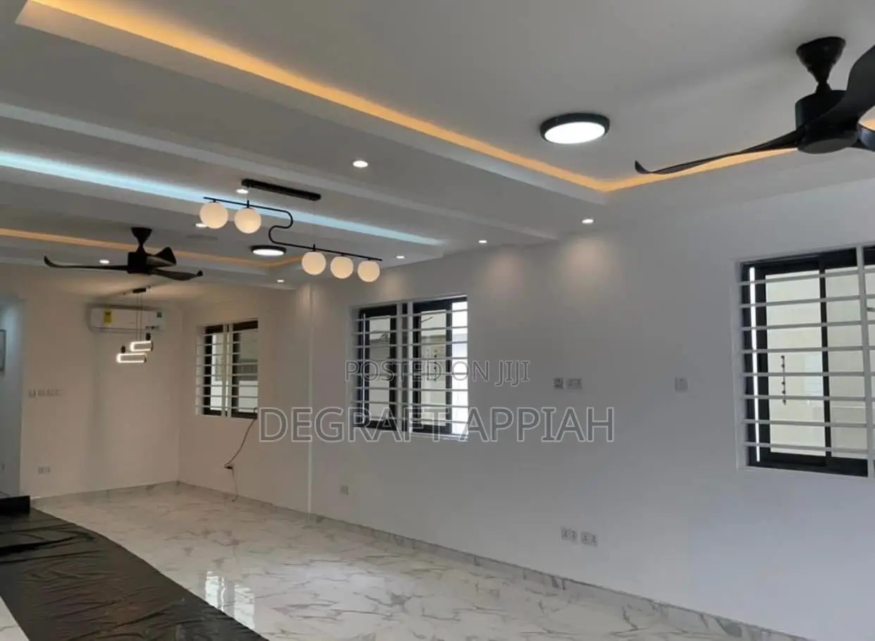 4bdrm House in Ahinsan Estate, Kumasi Metropolitan for sale