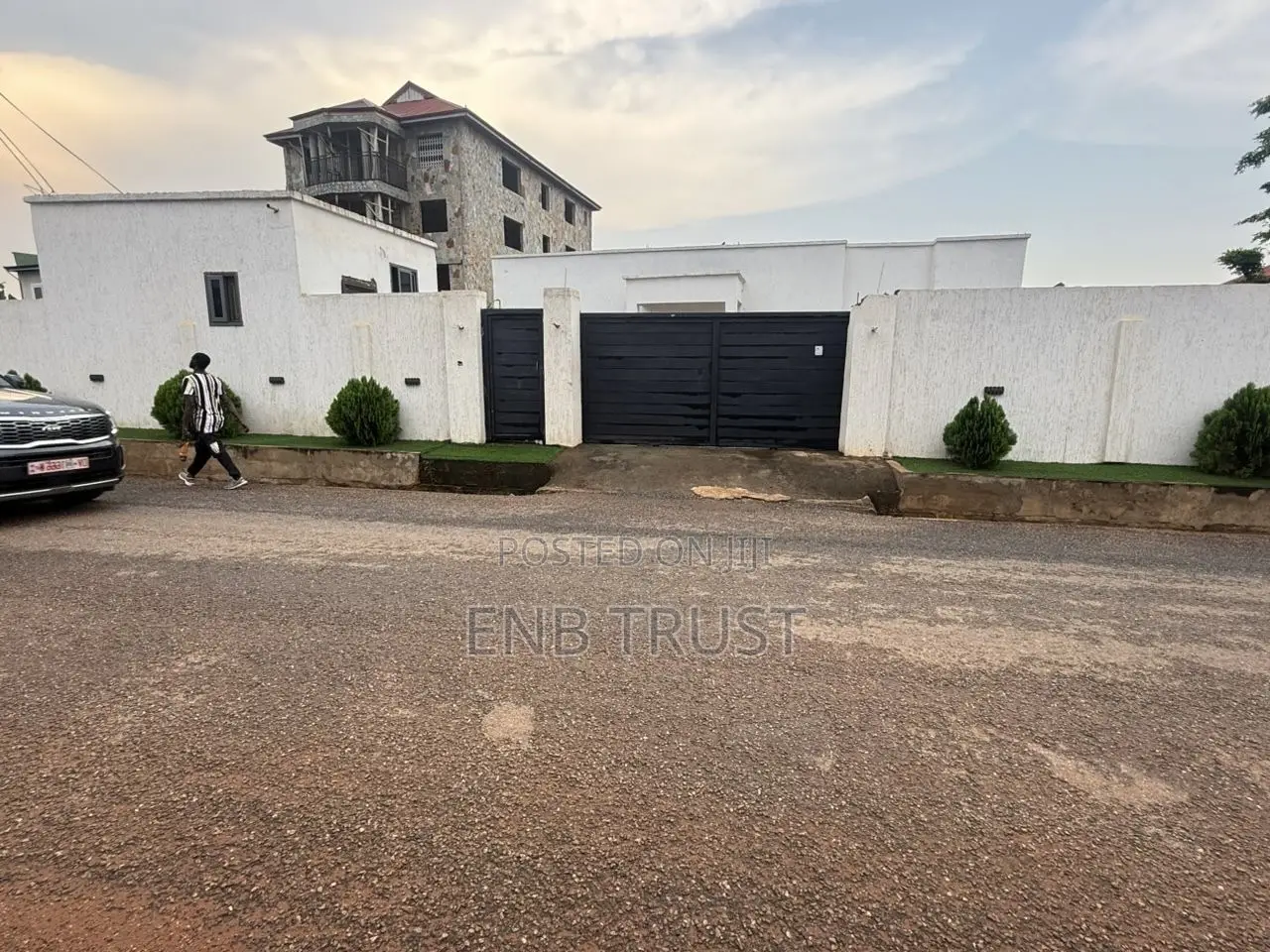 3bdrm House in Oyarifa, Ghana Flag for sale