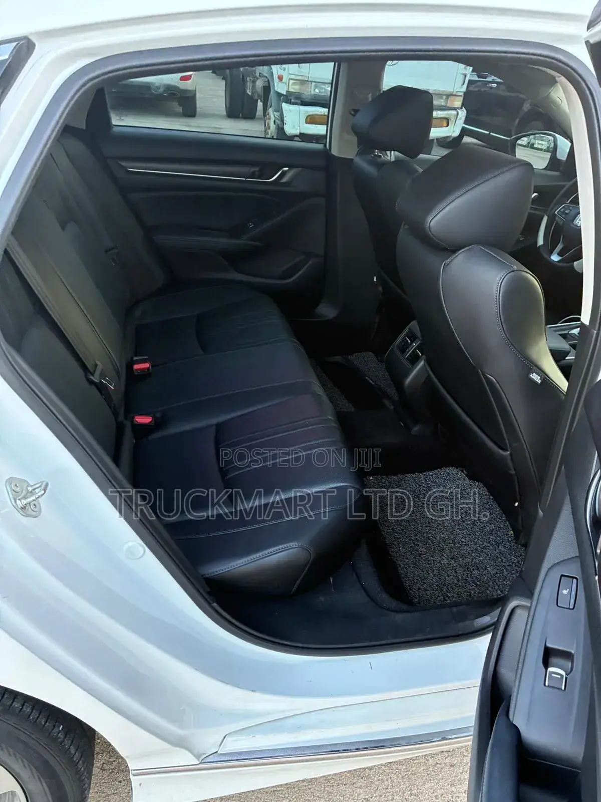 Honda Accord EX-L (1.5L 4cyl Turbo CVT) 2019 White