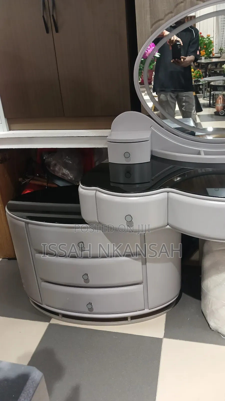 Luxurious Dressing Mirror