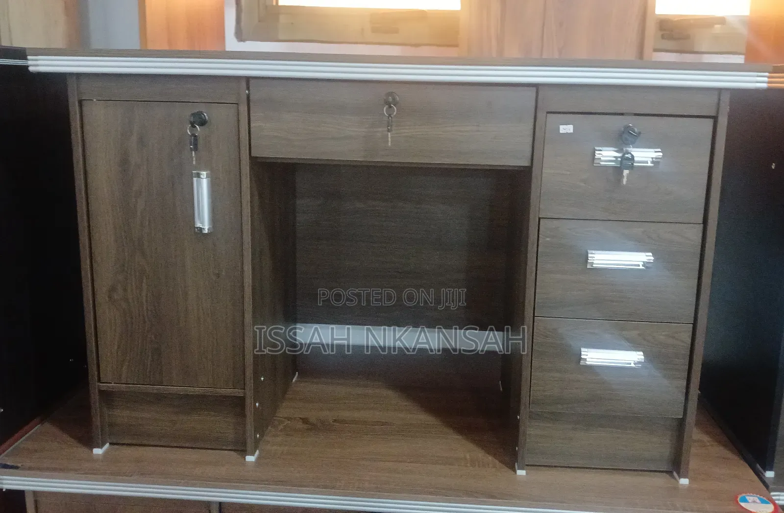 1.2 Meters Office Table
