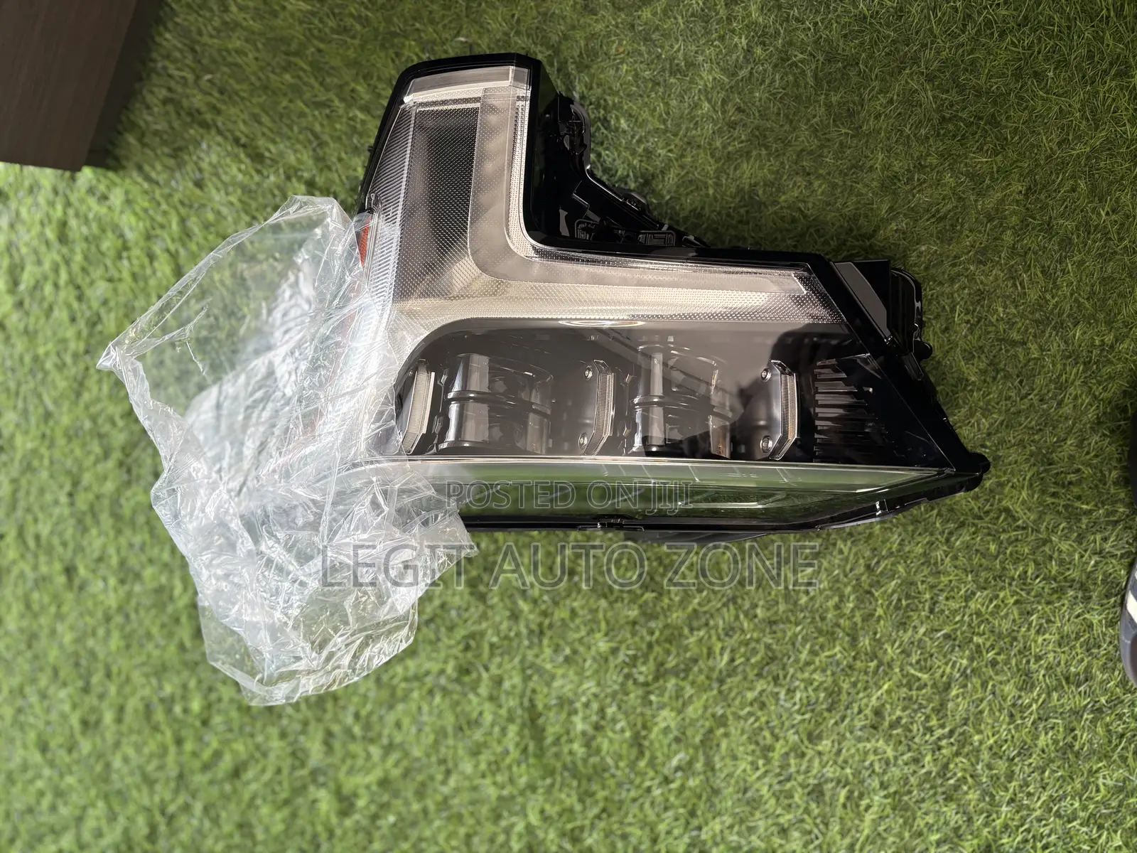 Toyota Tundra 2023,2024,2025, Headlight Available