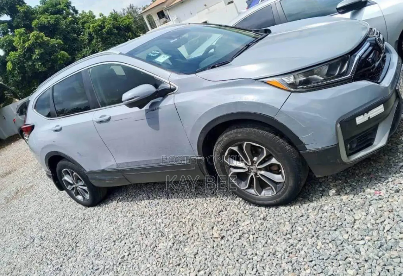 Clean Honda Cr-v for Rent
