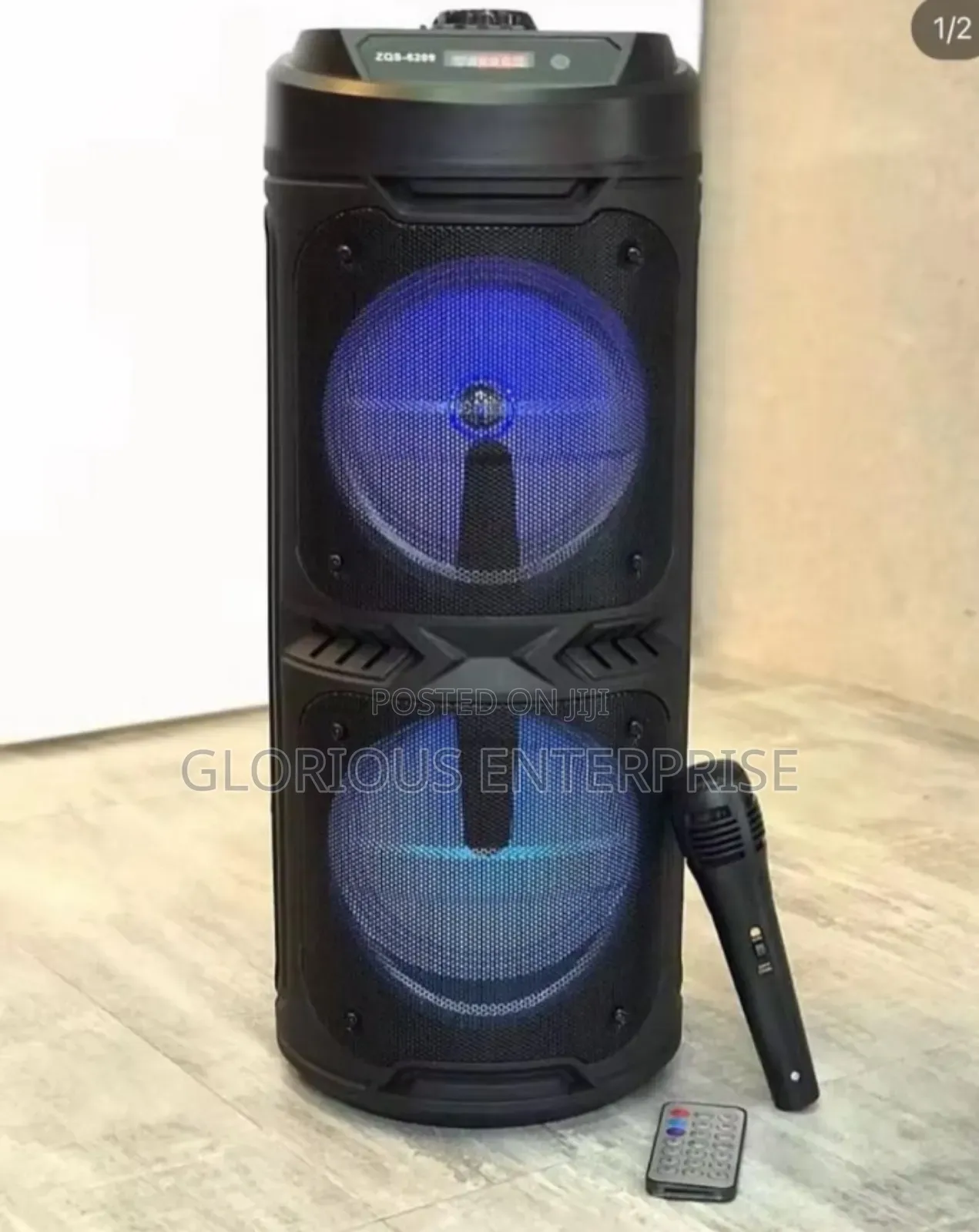Speaker With Microphone