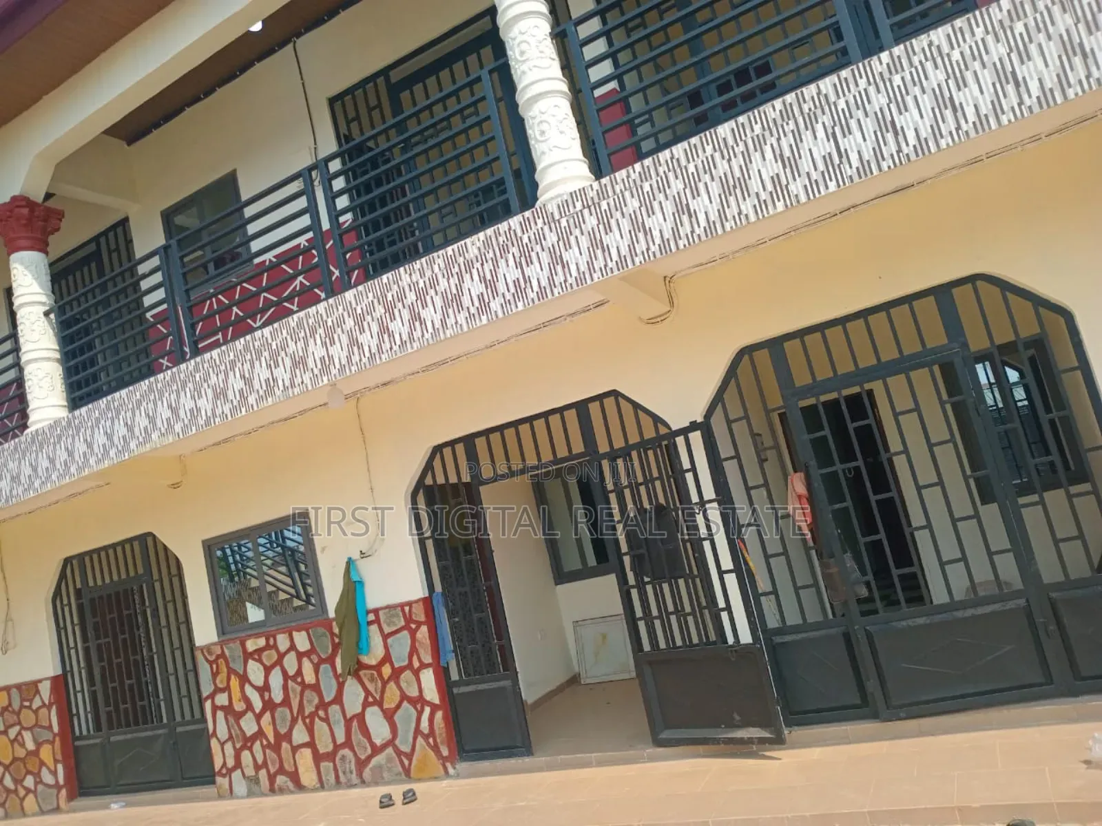 Chamber and Hall Self Contain for Rent at Millennium City