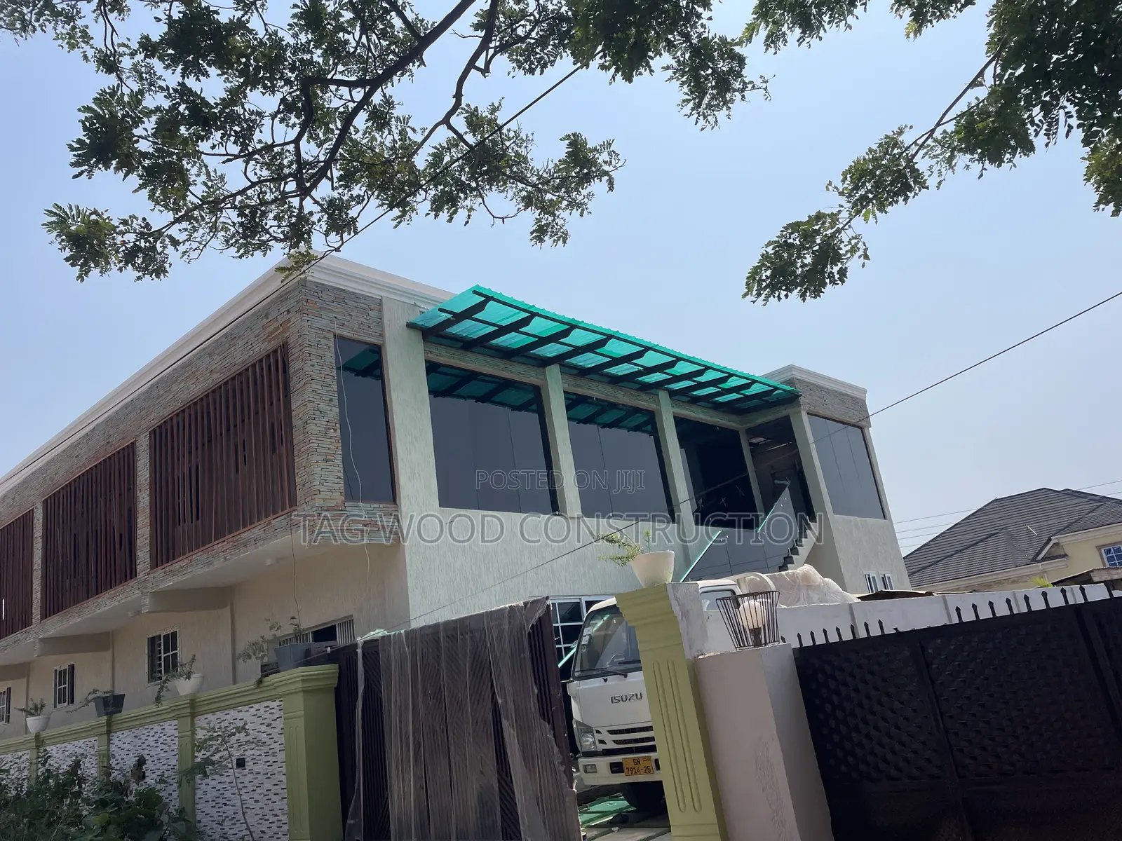 Hardwood Affordable Pergola and Installation