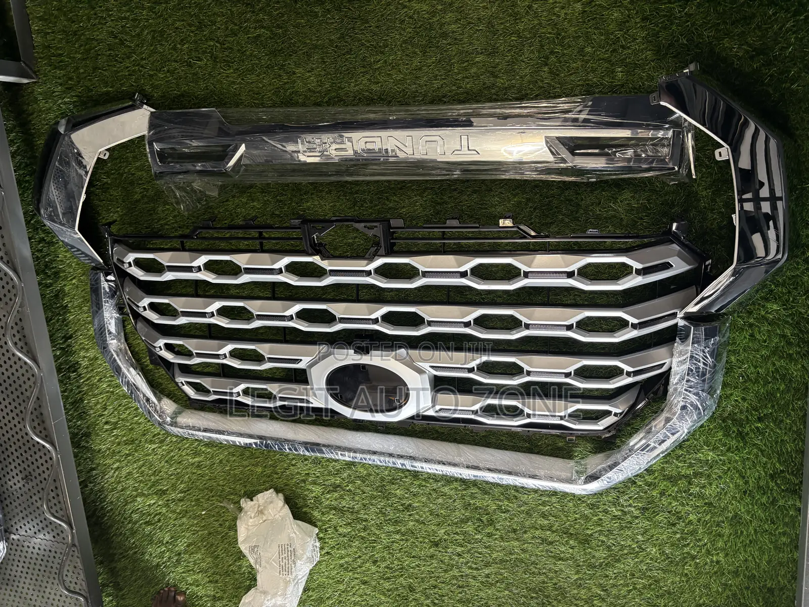Toyota Tundra 2022,2023,2024,2025, Front Shells Complete
