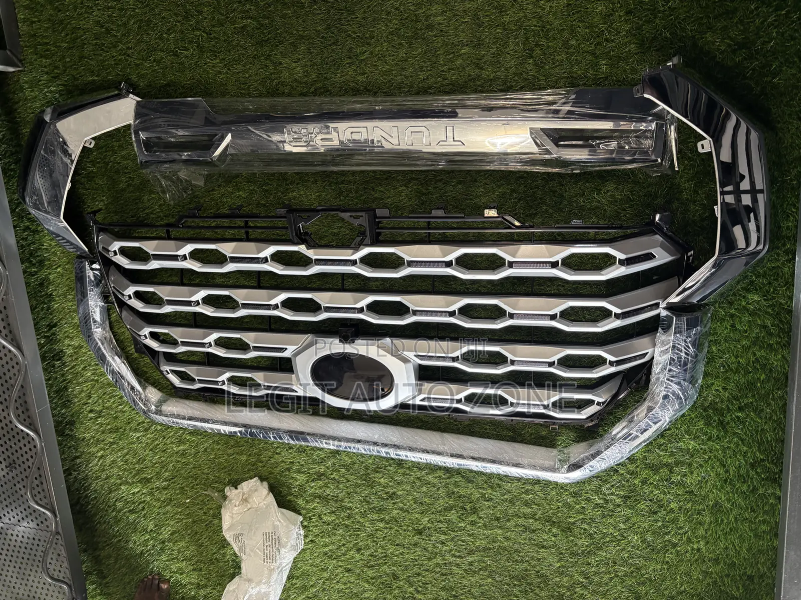 Toyota Tundra 2022,2023,2024,2025, Front Shells Complete