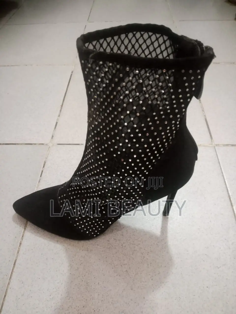 Black Mini Boat Stoney Design High Heel Shoes Size 39