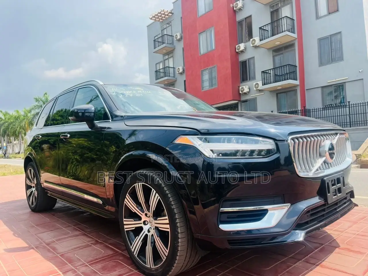 Volvo XC90 Plug-In Hybrid 2025 Black