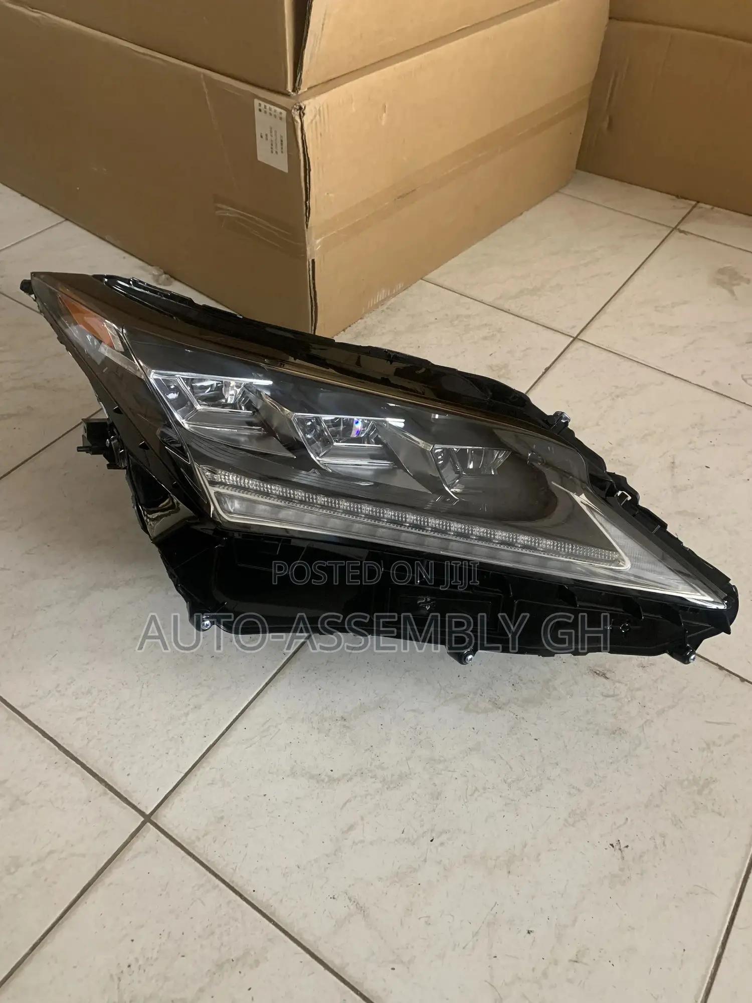 Rx350, 2017-19 Headlight Pair