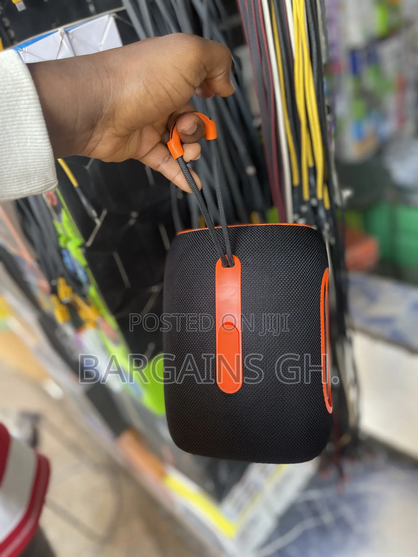 Maxbest Mb-M16 Super Bass Waterproof Boombox