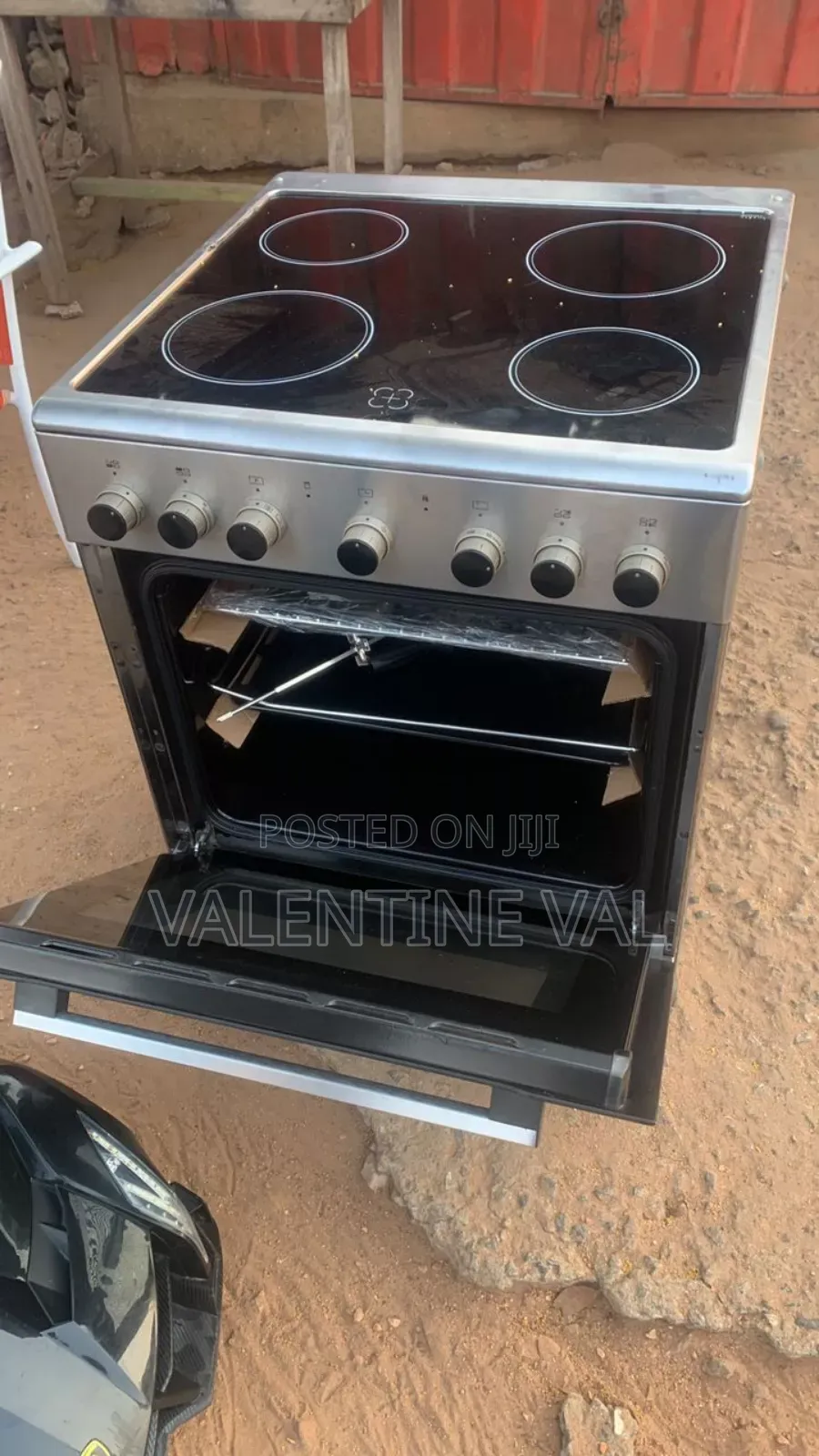 Single Door Electric Stove Including Oven and Grill Working Perfectly