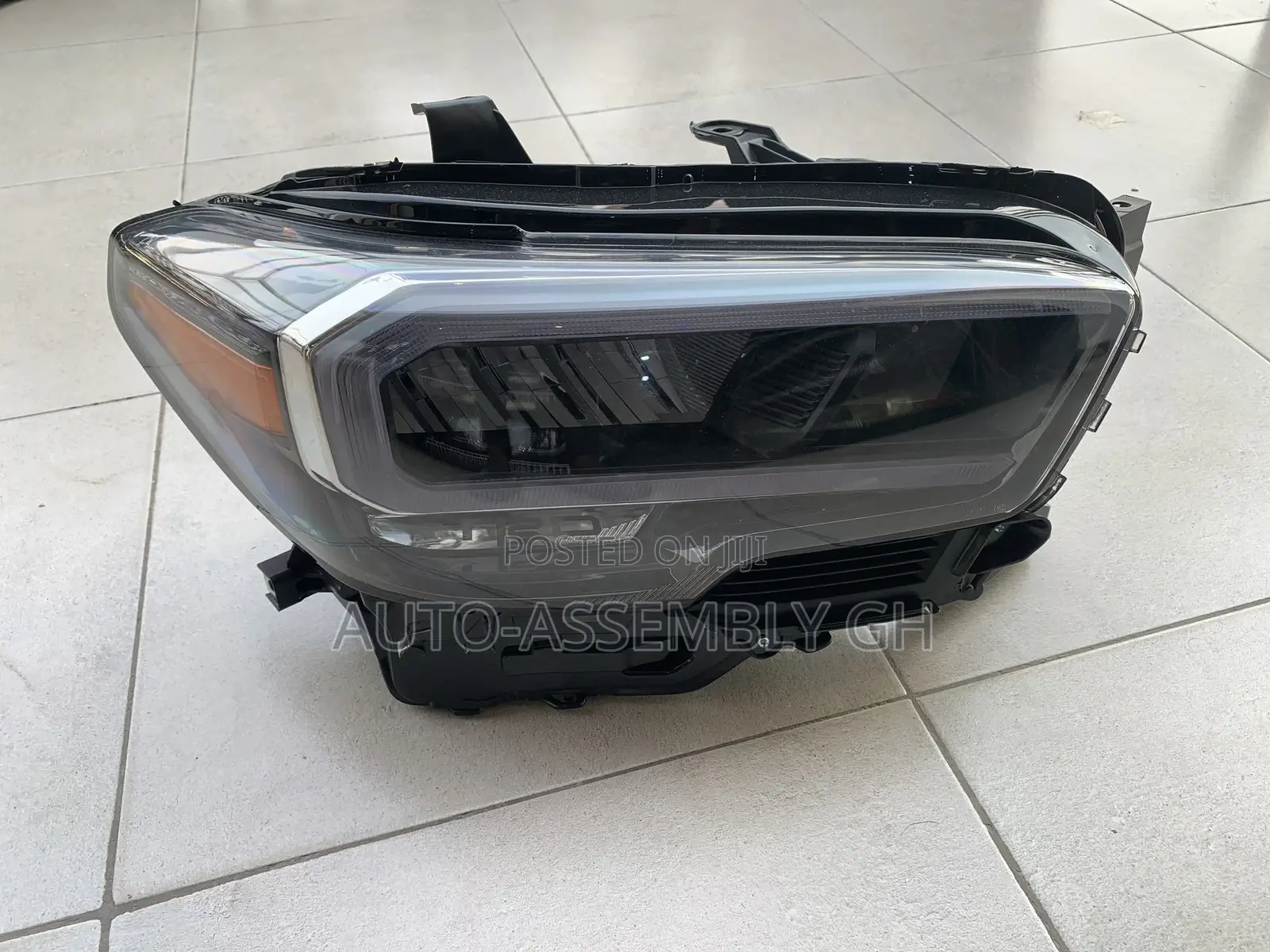 Toyota Tacoma 2016-21 Headlight Pair With Led