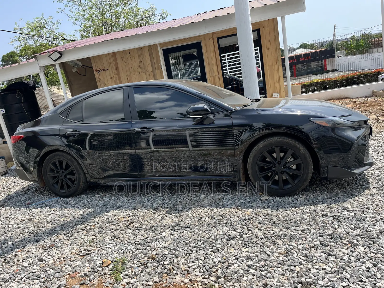 Toyota Camry SE 2024 Black
