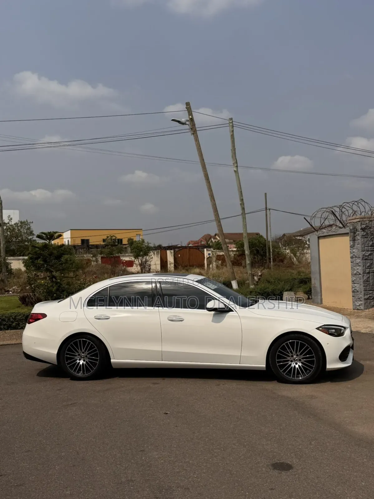 Mercedes-Benz C300 2025 White