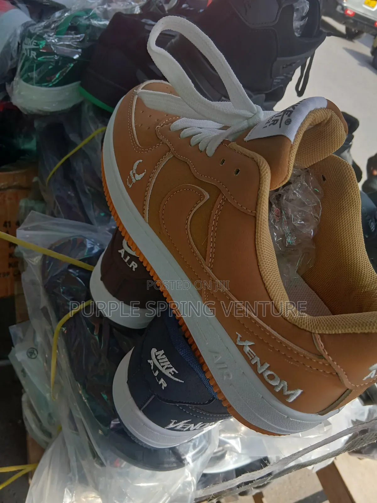 Nike Adults Airforce 1 Sneakers