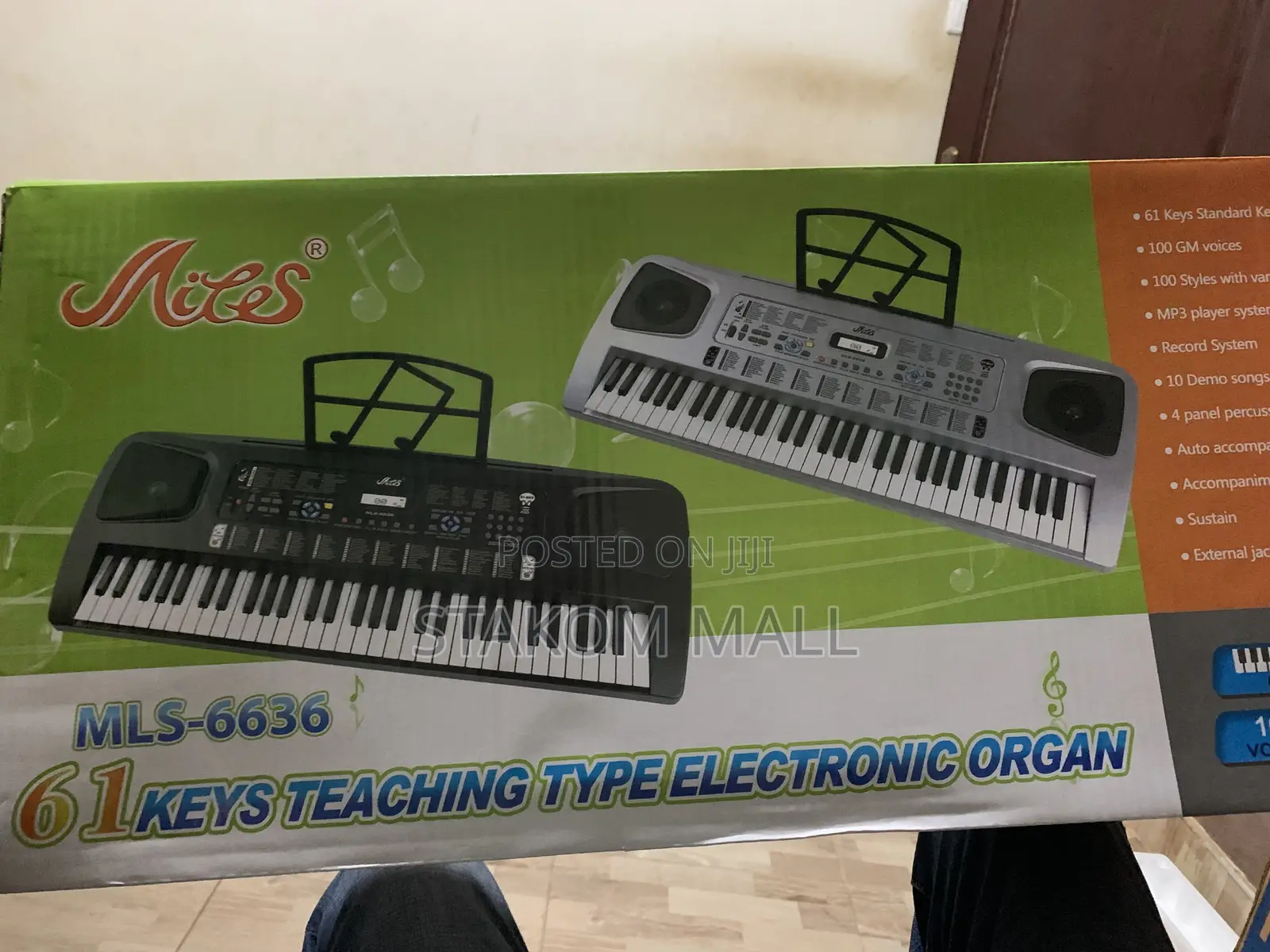 61-Key Electronic Keyboard: Beginner Friendly