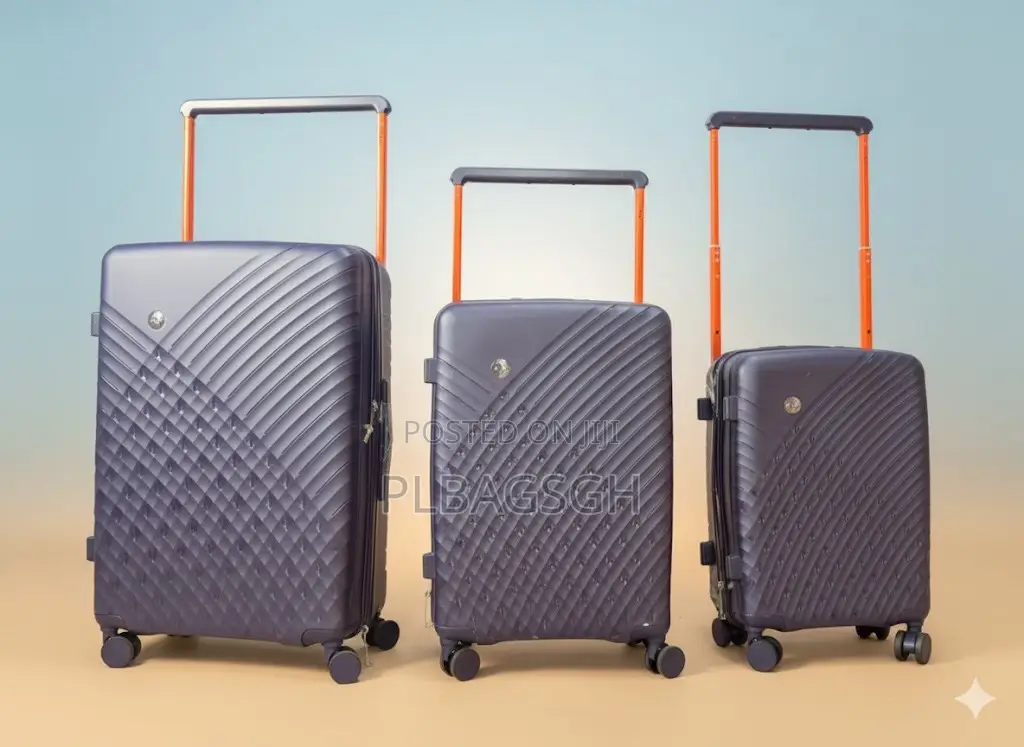 Trolling Traveling Luxurious Luggage 3 Pieces With a Long Bar Handle