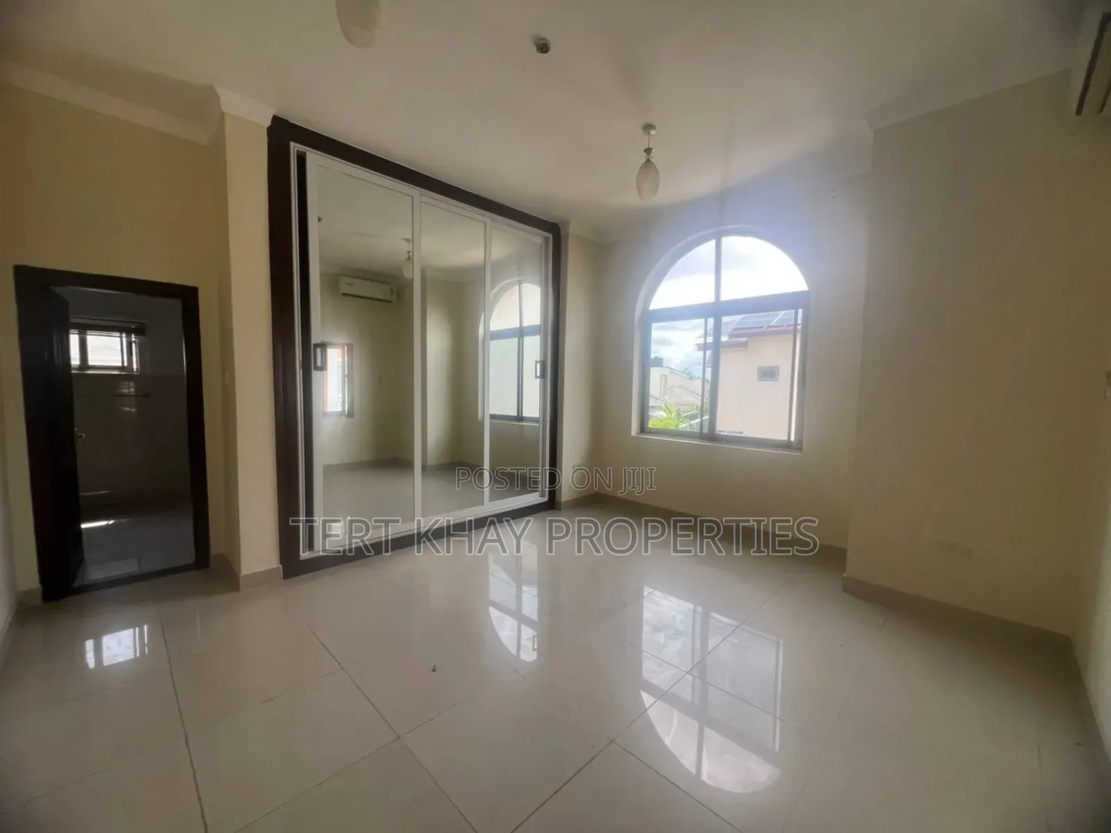 5bdrm House in Contonments, Cantonments for sale