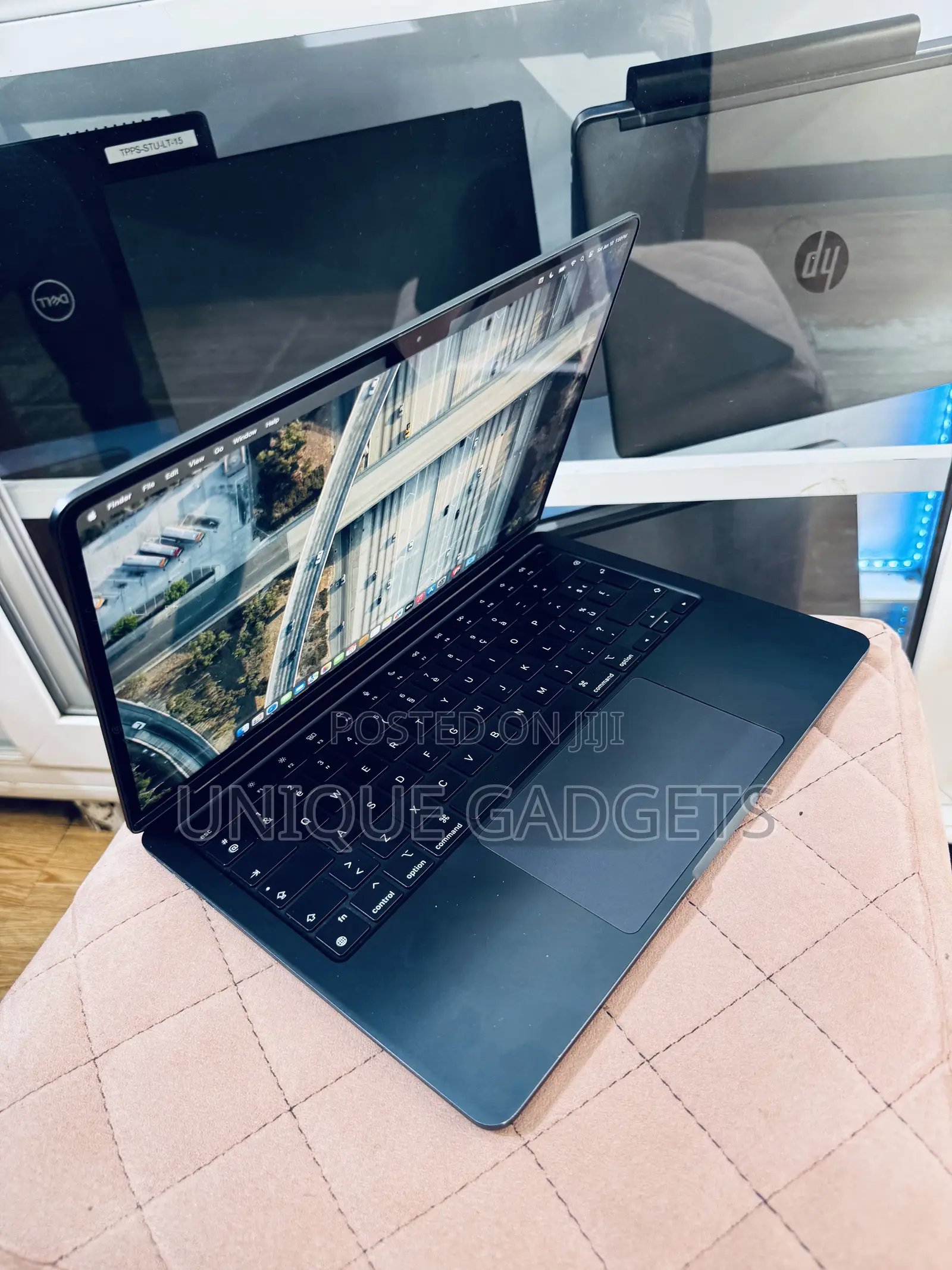 Laptop Apple MacBook Air 2022 M2 8GB Apple M2 SSD 256GB