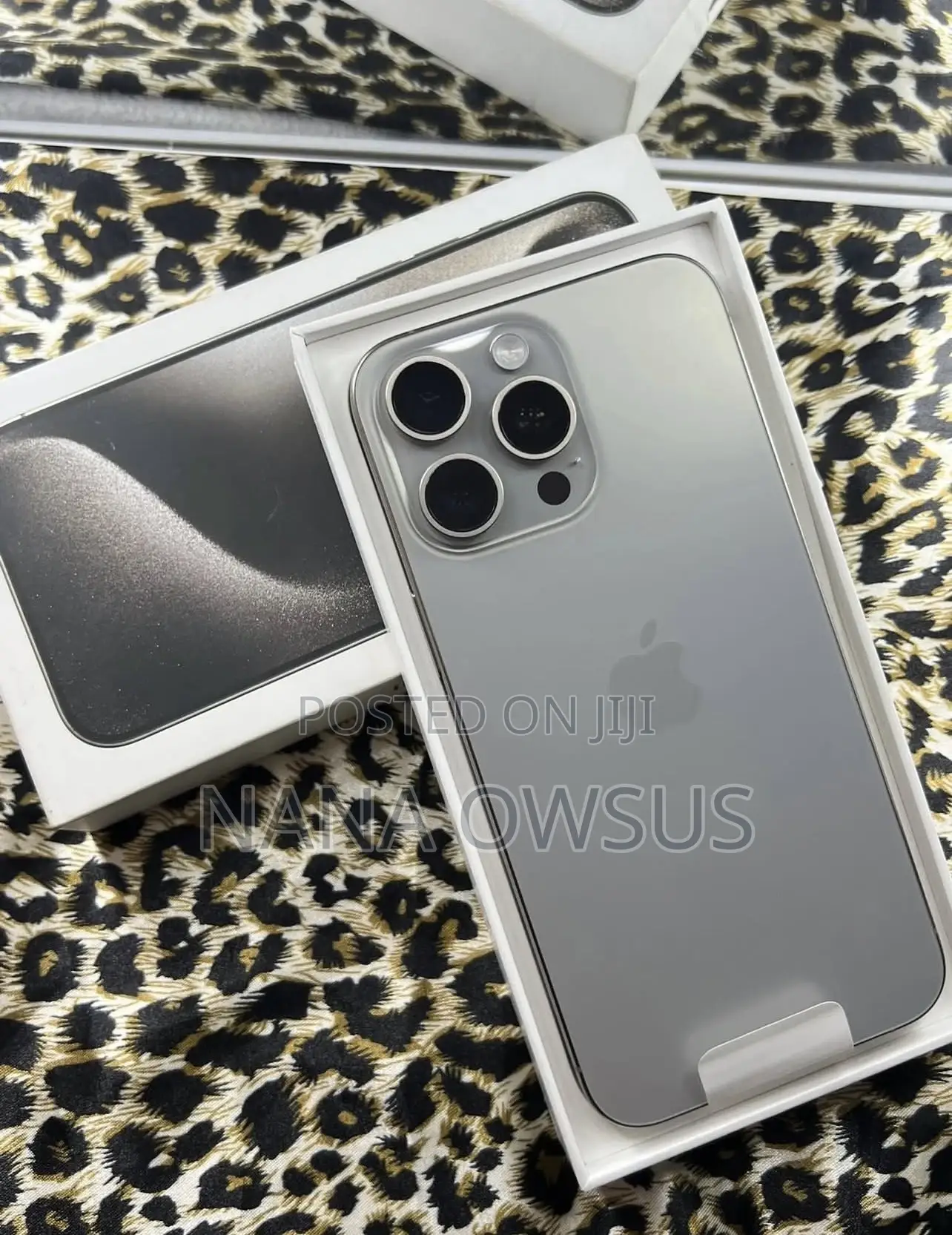 Apple iPhone 15 Pro Max 256 GB Silver