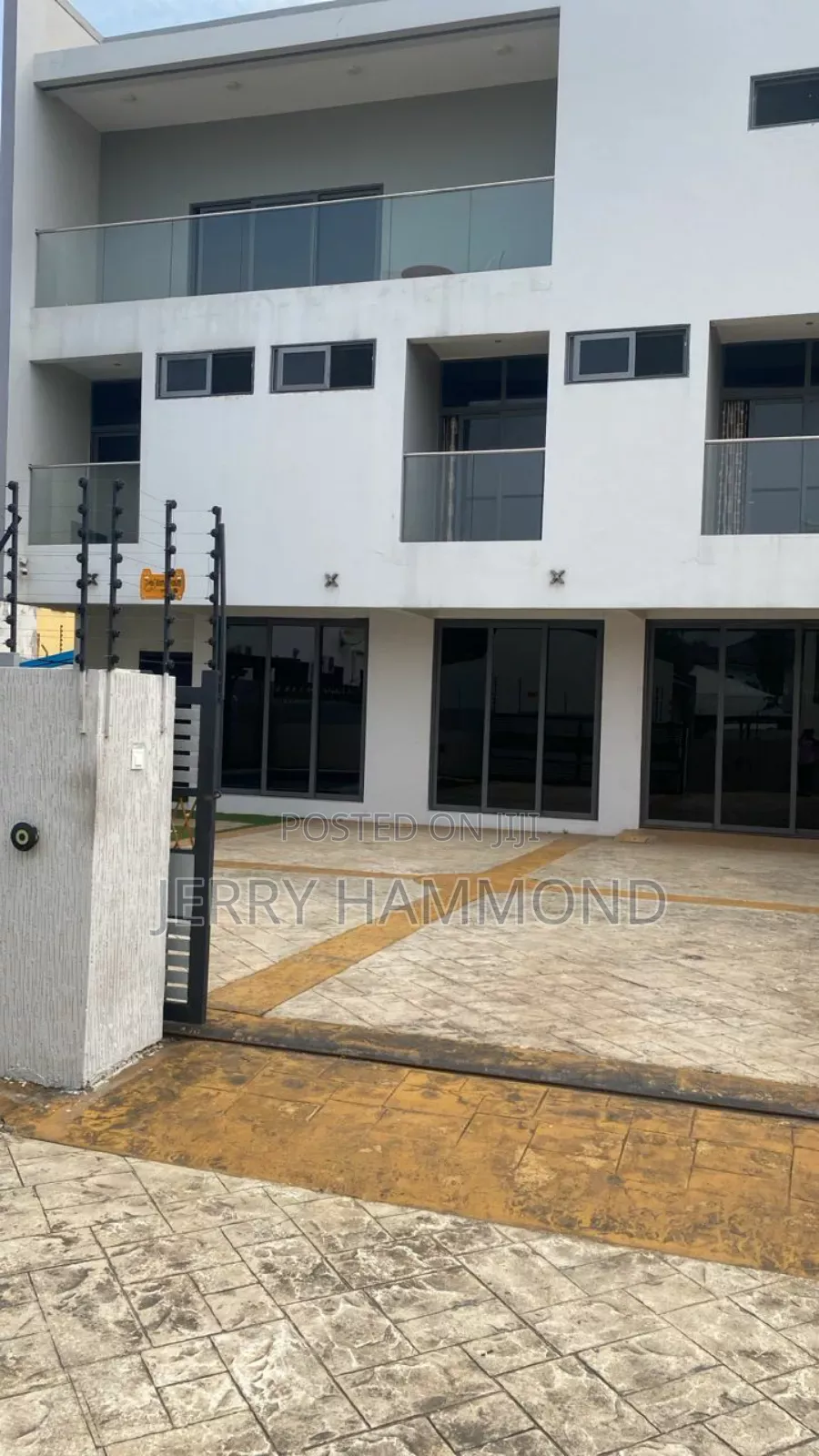 Furnished 4bdrm House in Cantoment In A Seren, Cantonments for rent