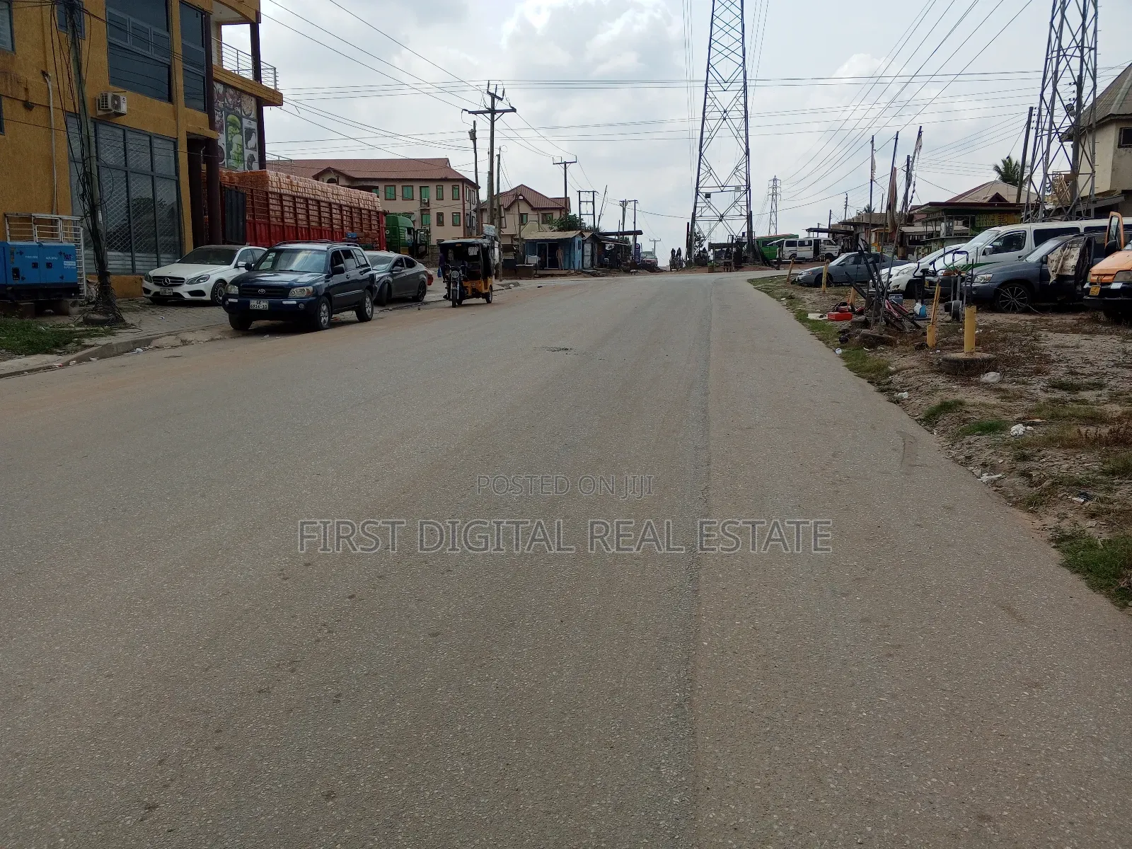 3 Bedroom 3 Stores Main Road Directly for Sale