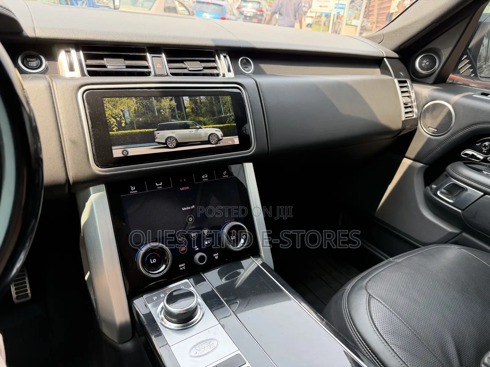 Land Rover Range Rover Vogue 2021 Black