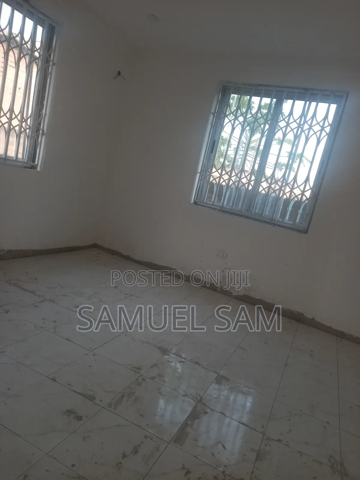Newly Built Chamber and Hall for Rent at Barrier.
