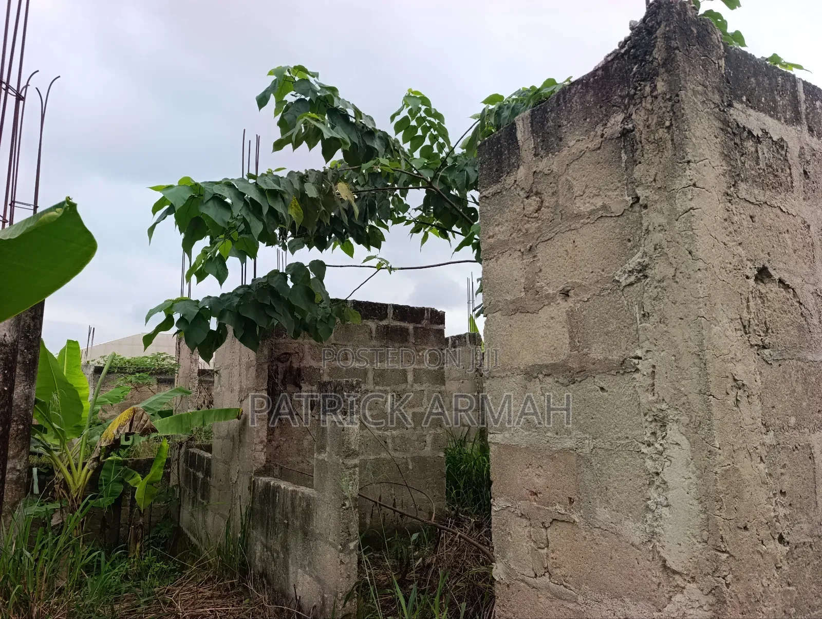 8bdrm Block of Flats in Kumasi Metropolitan for sale