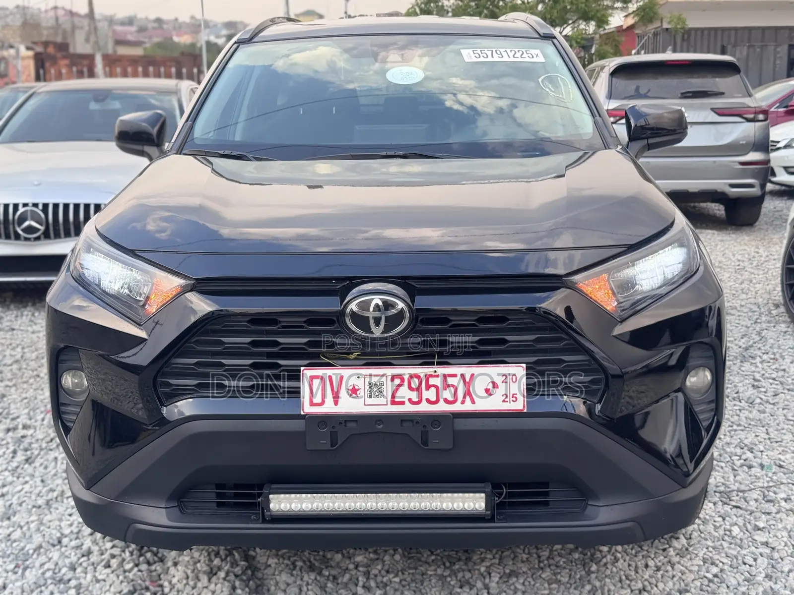 Toyota RAV4 LE AWD 2020 Black