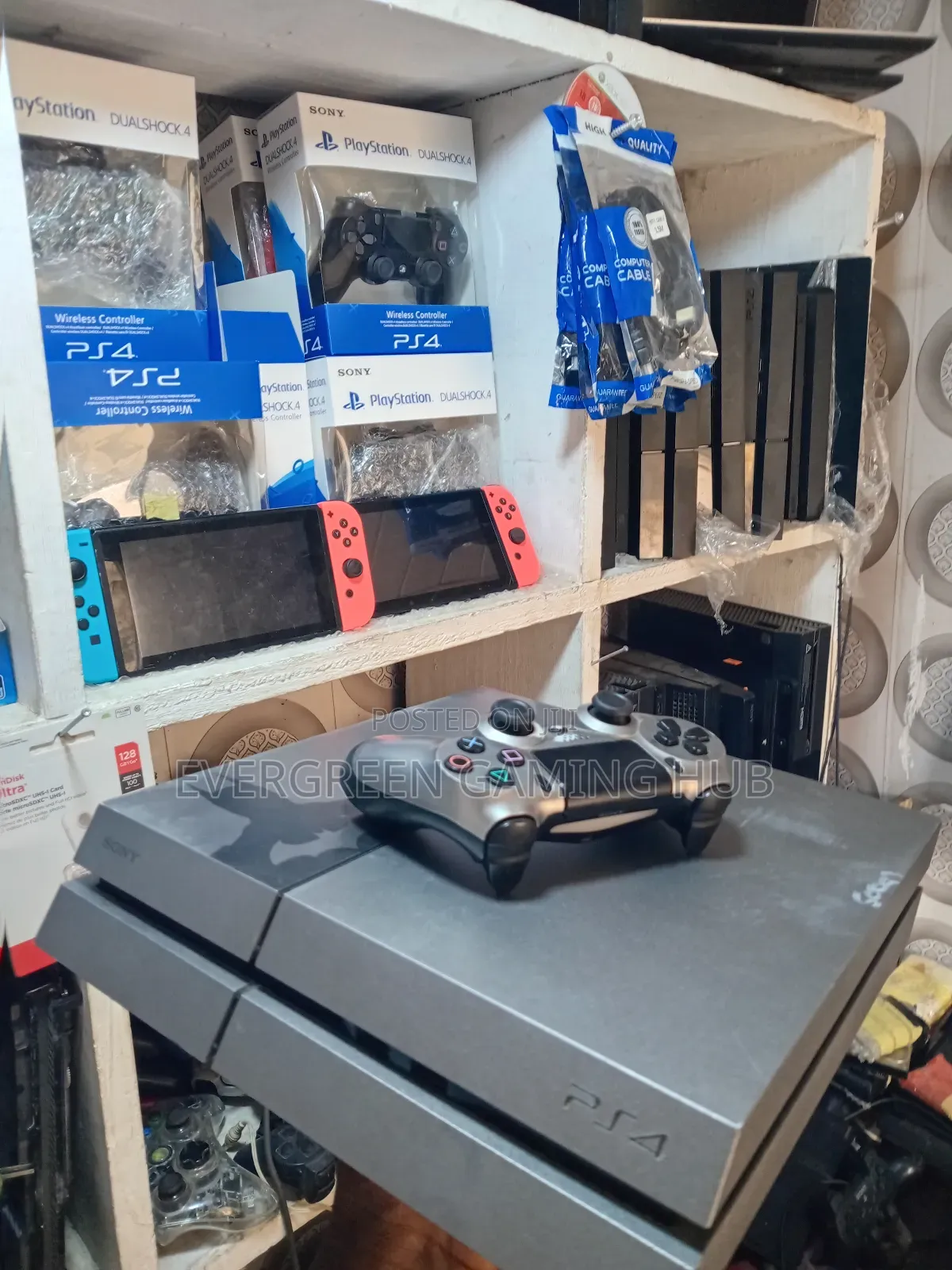 Customised Ps4 Standard Jailbreak With 17 Games