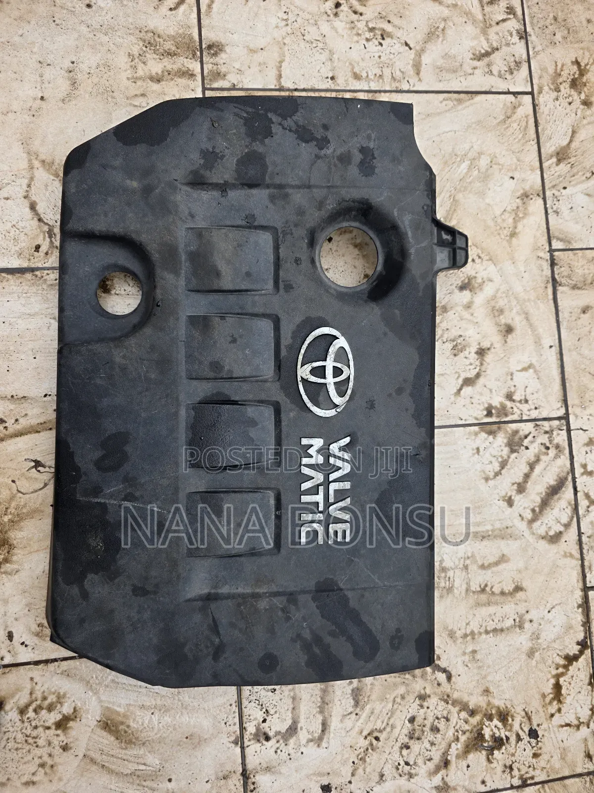 Toyota Voxy Engine Cover