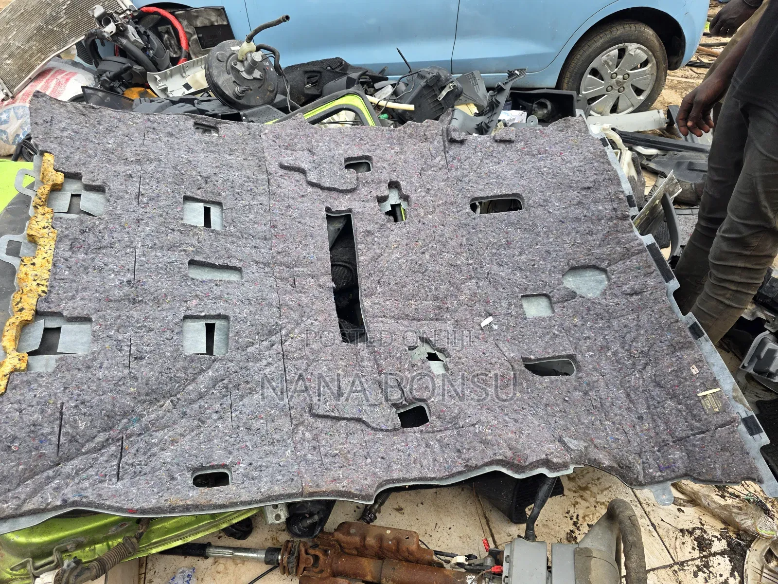 Toyota Voxy Floor Cover