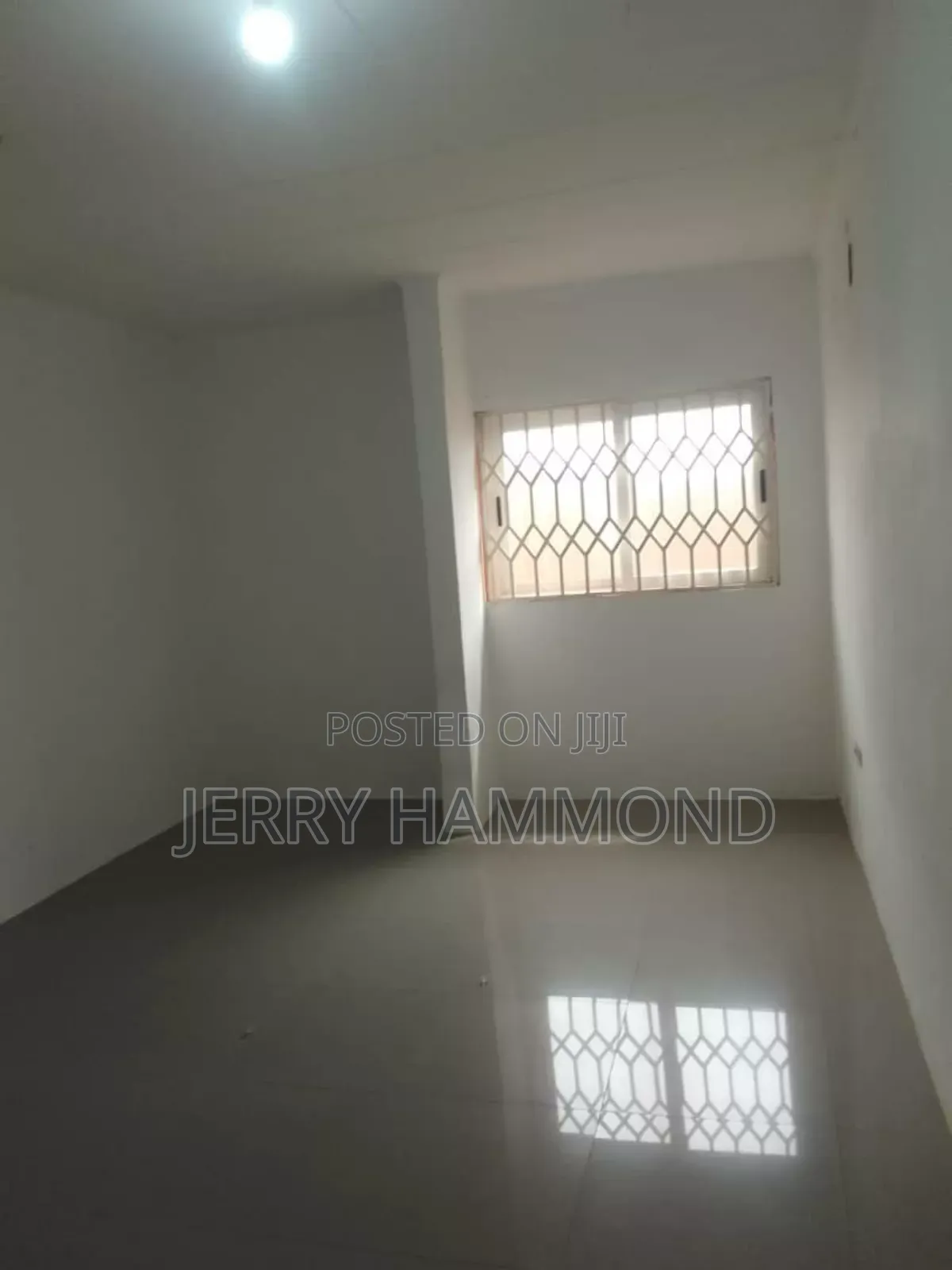 4bdrm House in Manet Estate Inside, New Town for rent