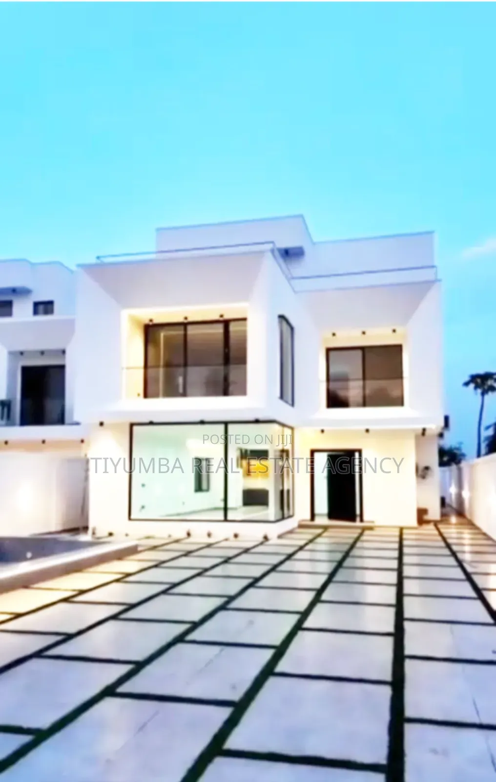 5bdrm House in Tiyumba Real Estate, Ashaley Botwe for sale