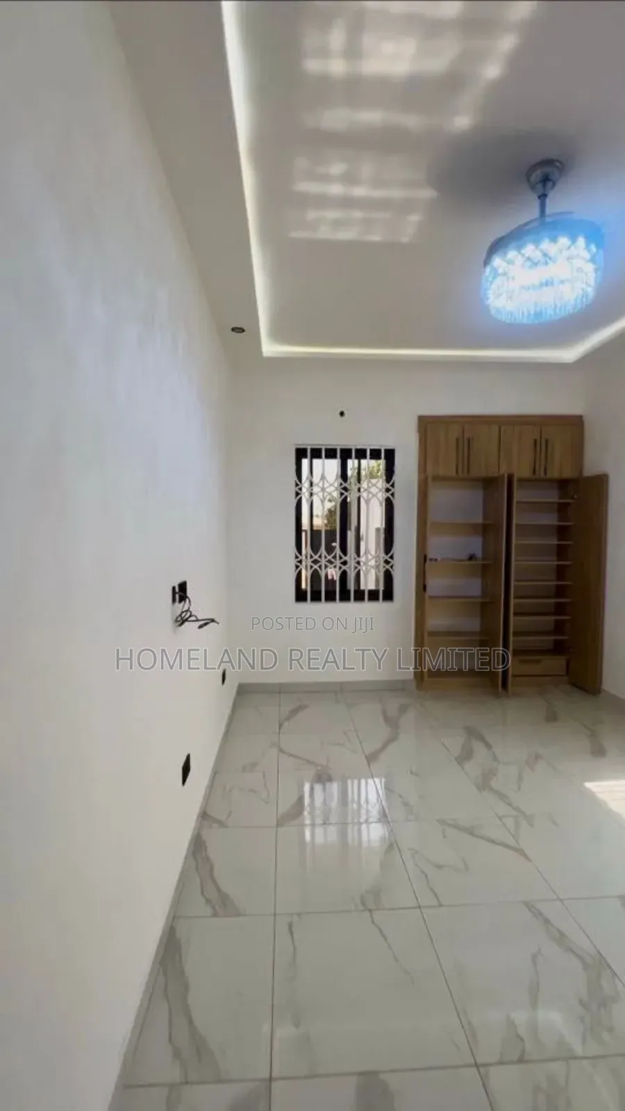 3bdrm House in Amrahia, Adenta for sale