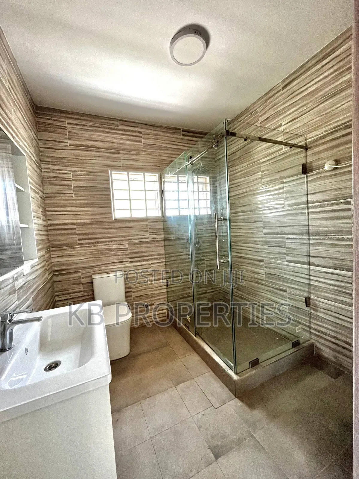 4bdrm House in Kb Properties, Spintex for rent