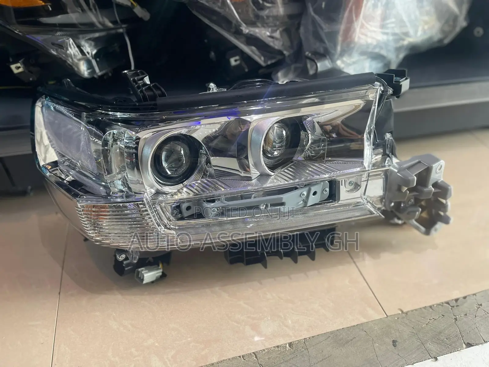 Land Cruiser 200 (2016-2021) Original Head Light Pair