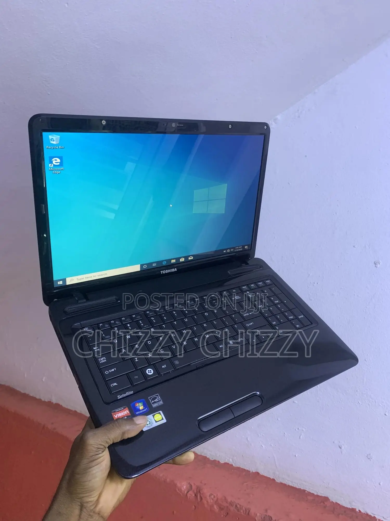 Laptop Toshiba Satellite L600 6GB AMD HDD 128GB