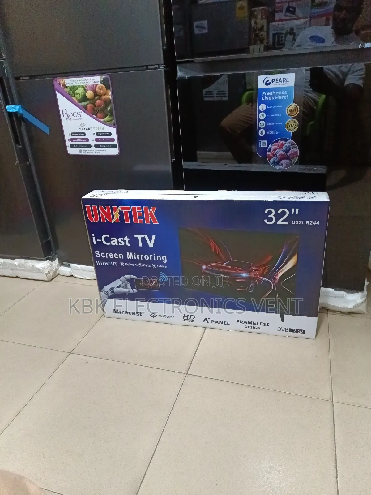Unitek 32" Satellite Digital I-cast Led Tv