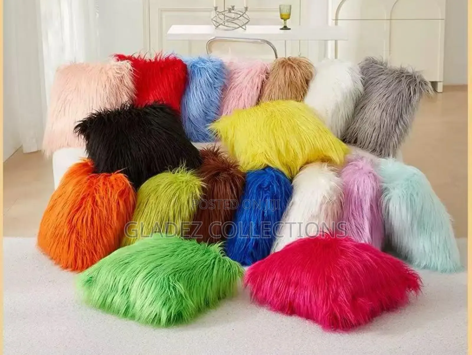 2 PCS Throw Pillows
